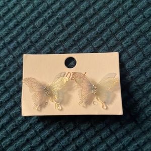 BUTTERFLY EARRINGS